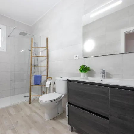 Сasa de vacaciones Cornelia Pucho By Interhome *