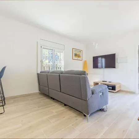 Cornelia Pucho By Interhome * Cambrils
